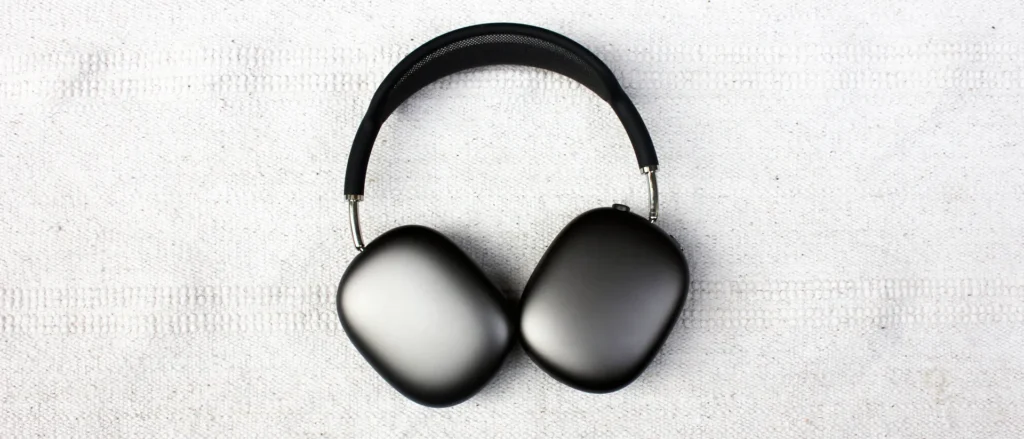 Apple AirPods Max featured