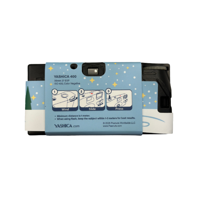 YASHICA x Peanuts Single Use Film Camera (X'mas Wonderland) - back